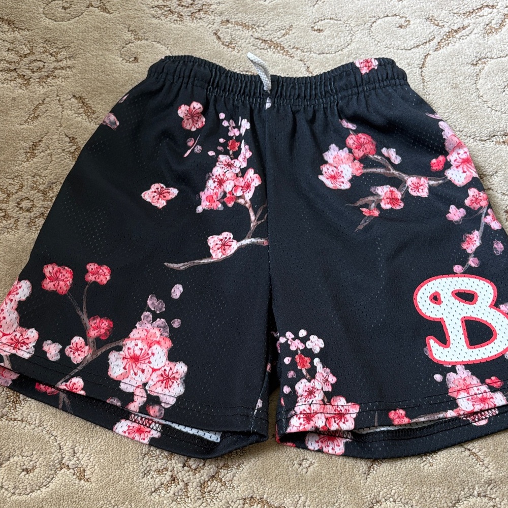 Bucket squad kids flower short